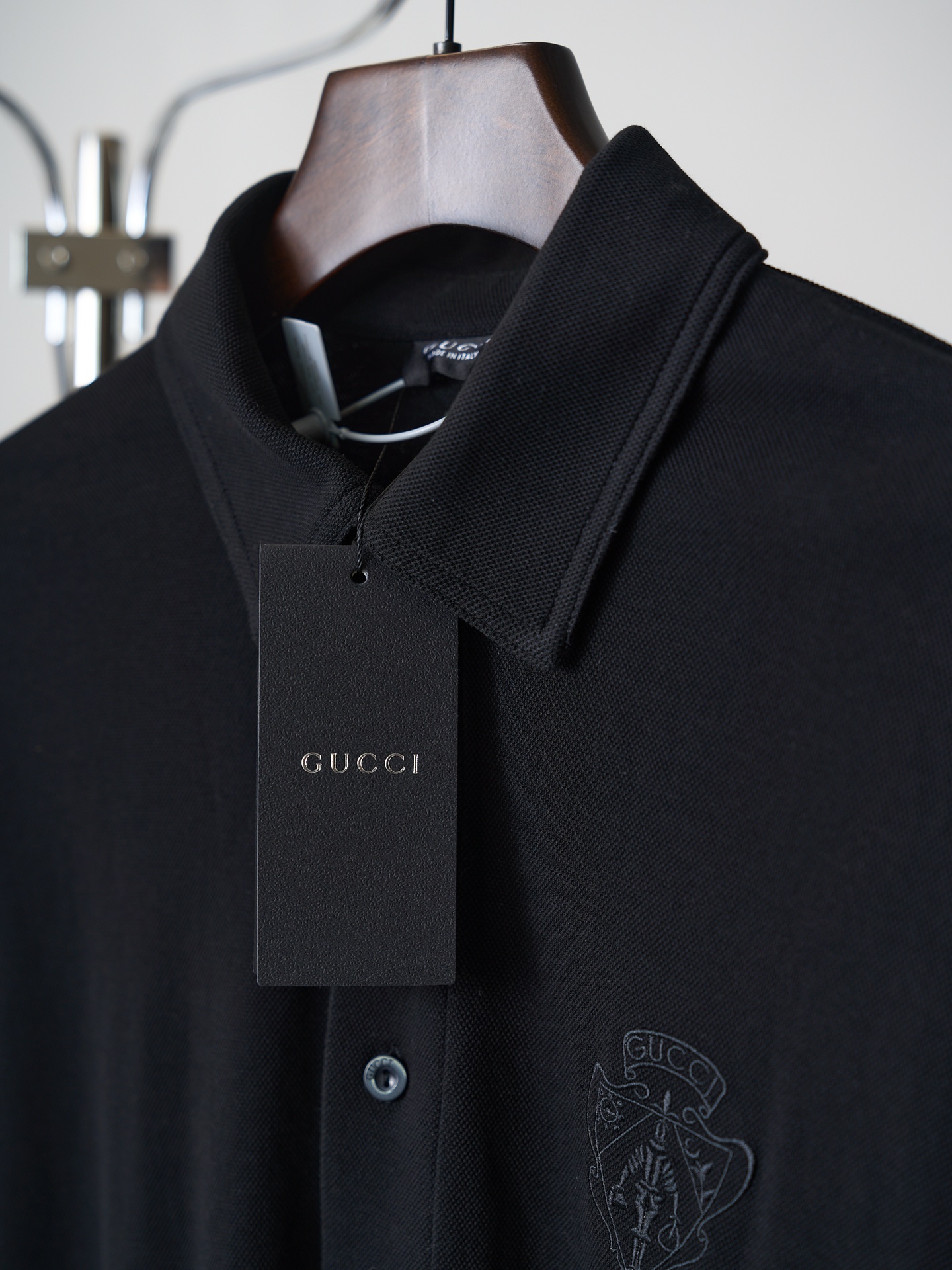 Gucci 徽标纽扣饰刺绣珠地棉长袖衬衫