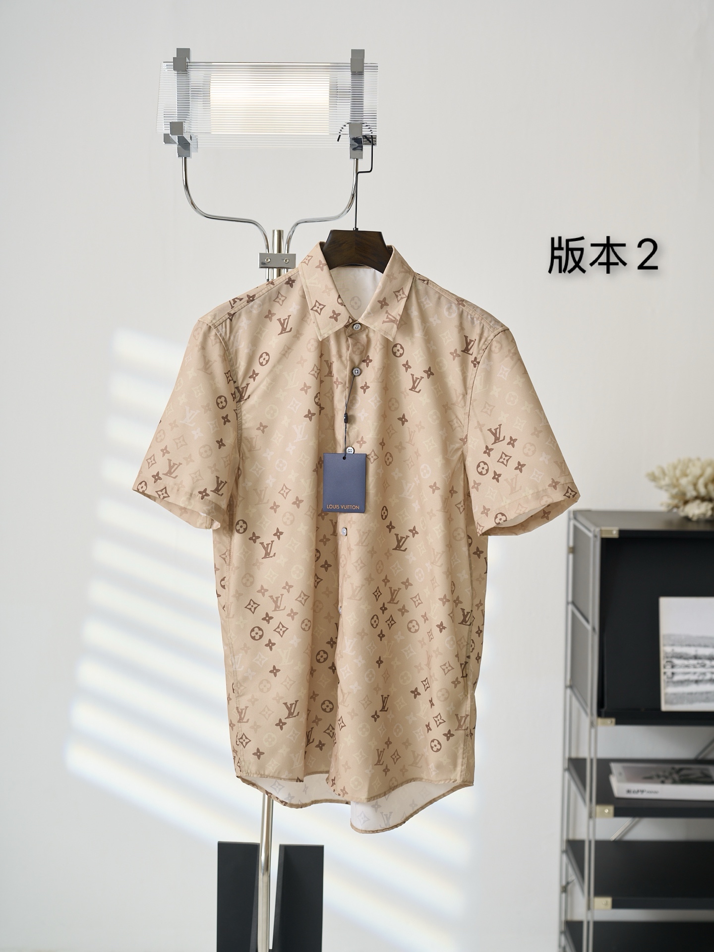 P165 【实物挂拍】LV/路易威登 沙丘之影字母渐变提花短袖衬衫（版本2） 【现货】S M L XL