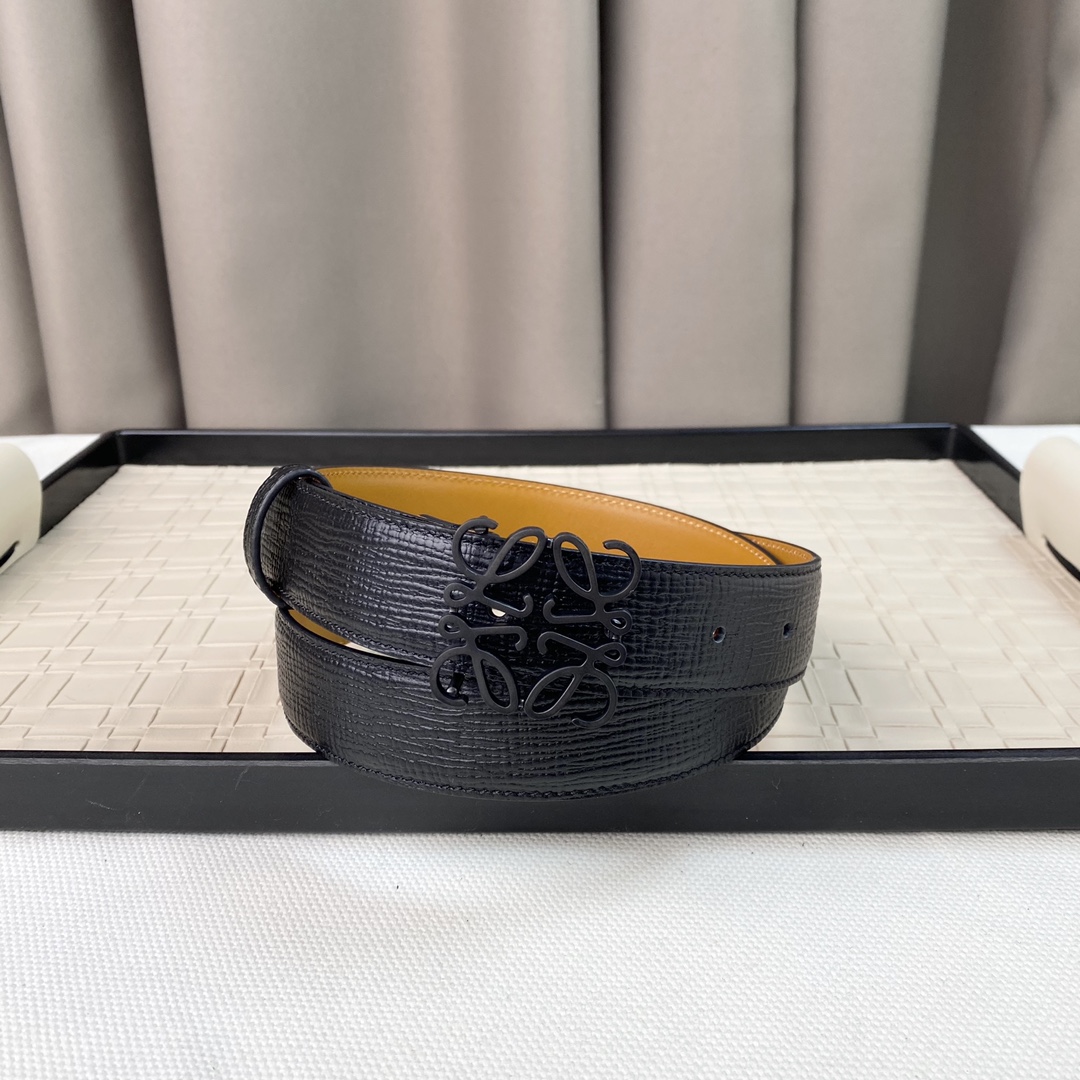 罗意威树皮纹牛皮革GoyaAnagram腰带颜色:黑色/土黄五金颜色金银烤漆黑3.0cm