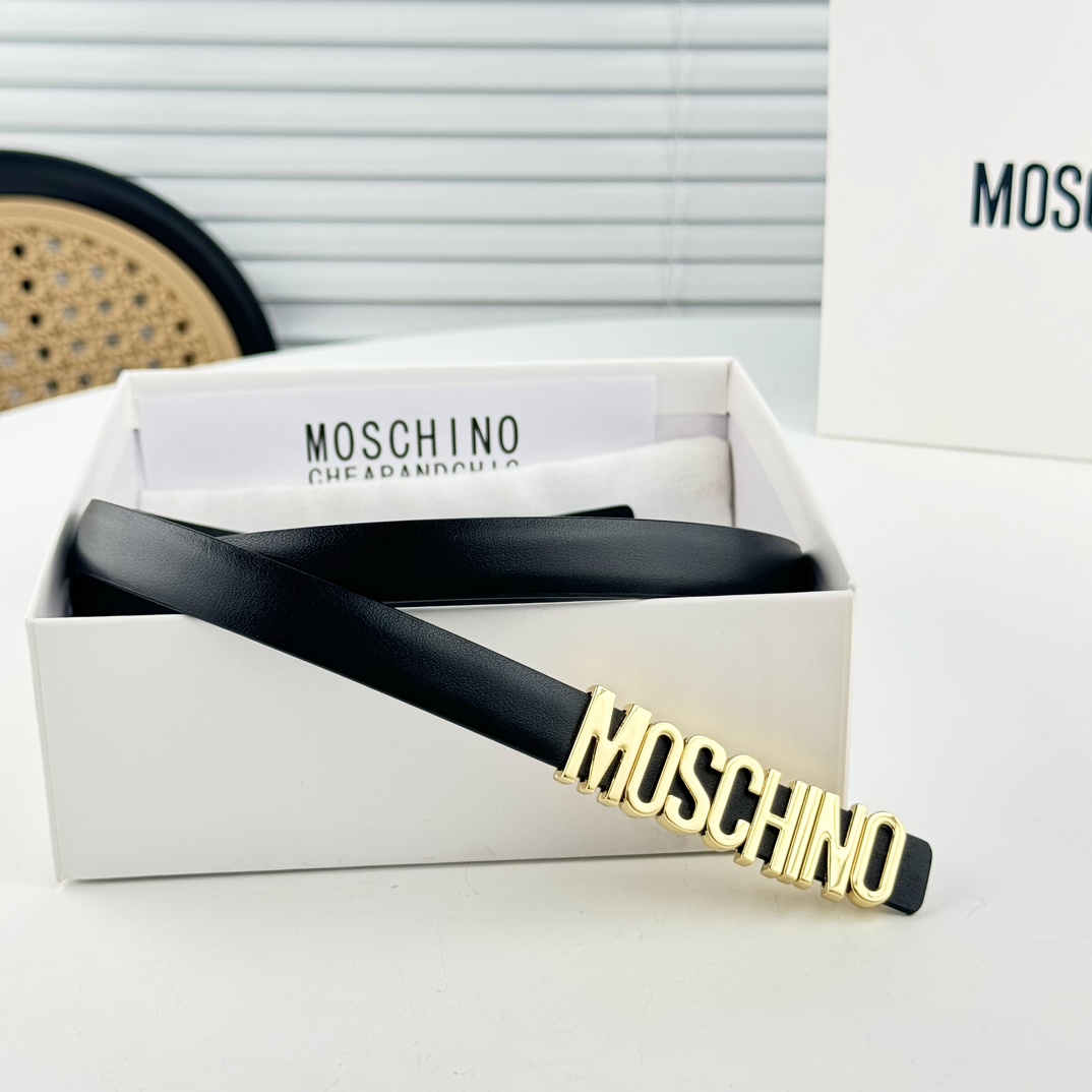 Moschino百搭字母搭扣双面头层平纹腰带宽1.5cm奢华百搭上身效果巨好