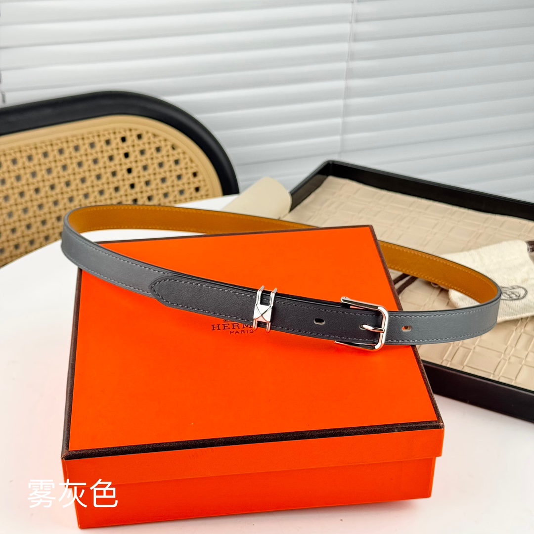 。 爱马仕H-Mini clou2025早春新品！2cm swift小牛皮腰带。