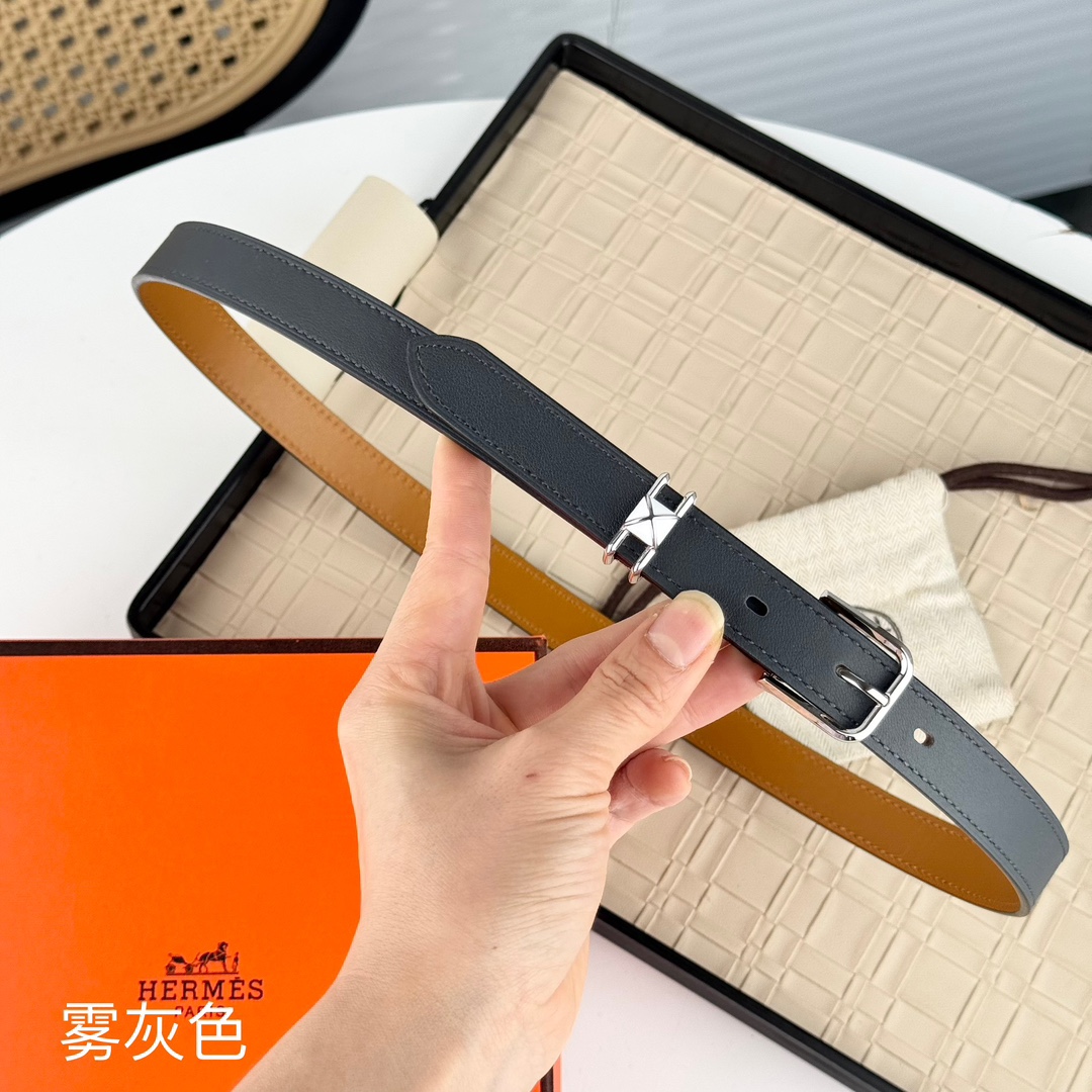 。 爱马仕H-Mini clou2025早春新品！2cm swift小牛皮腰带。