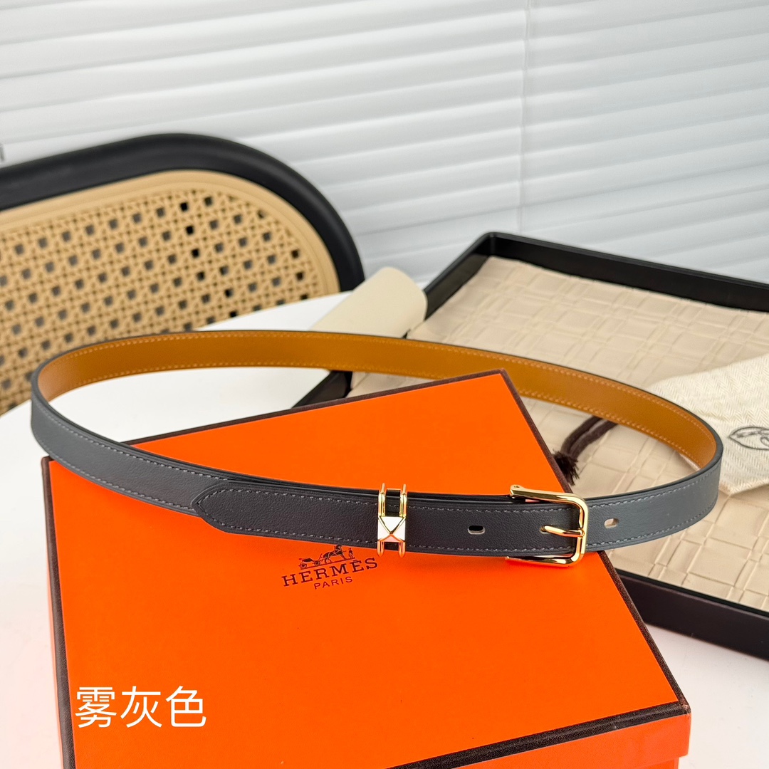。 爱马仕H-Mini clou2025早春新品！2cm swift小牛皮腰带。