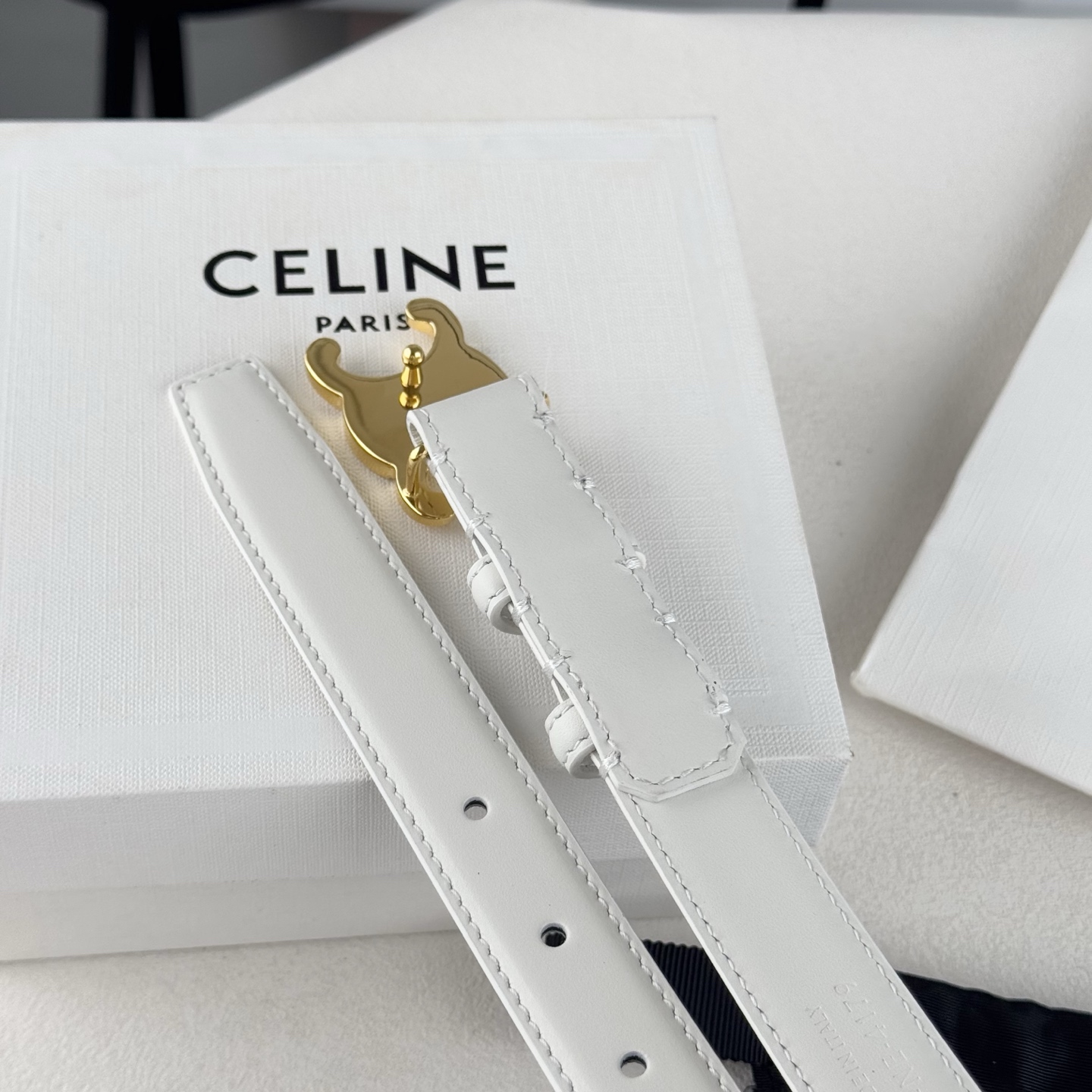-Celin e新品立体浮标针扣女士腰带 意大利进口小牛皮 搭铜扣 宽度2.5