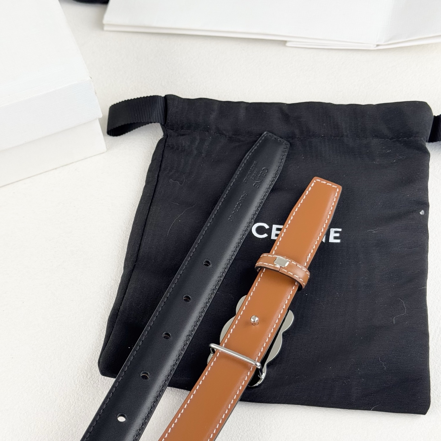 -Celin e新品立体浮标扣女士腰带 意大利进口小牛皮 搭铜扣 宽度2.5双面佩