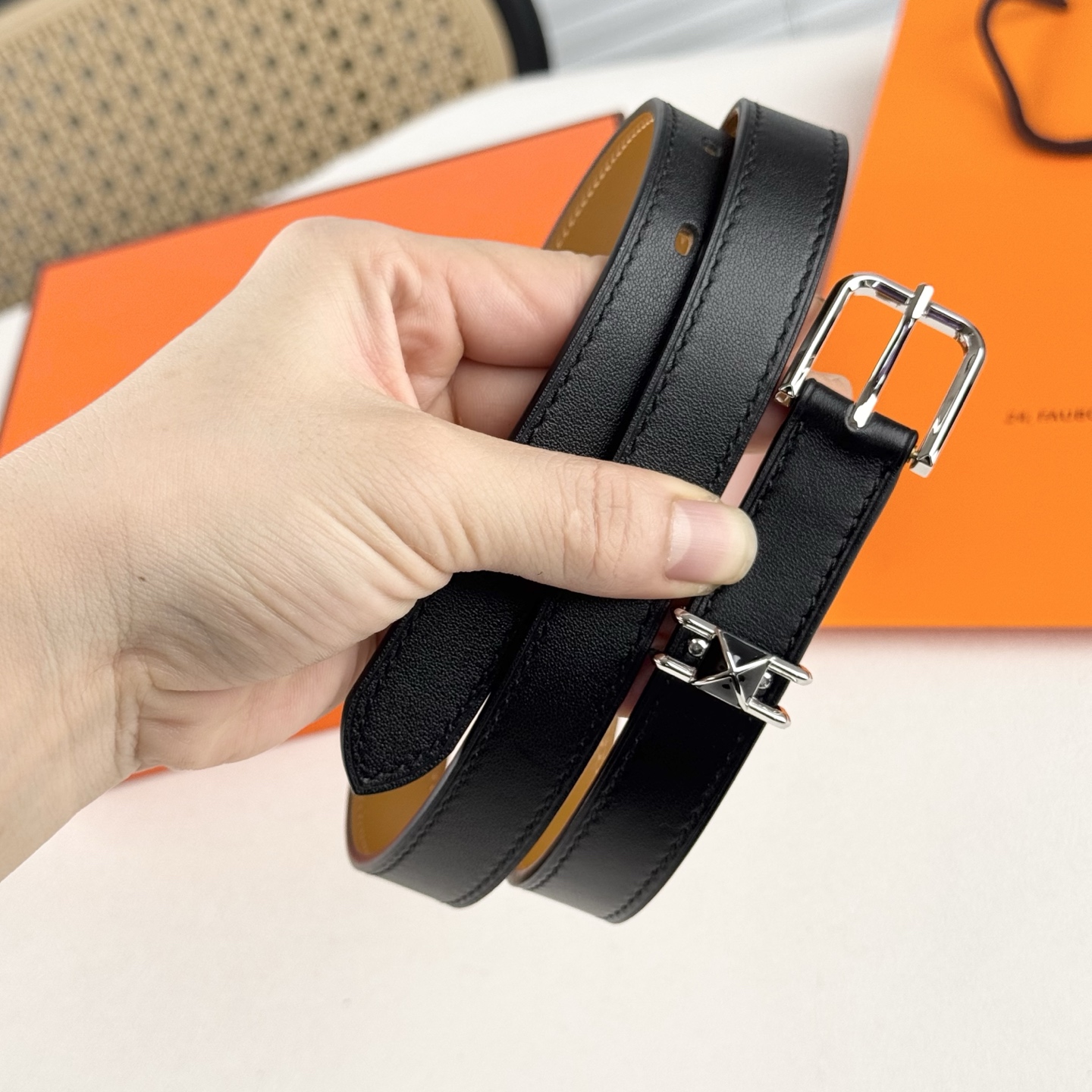 。 爱马仕H-Mini clou2025早春新品！2cm swift小牛皮腰带。
