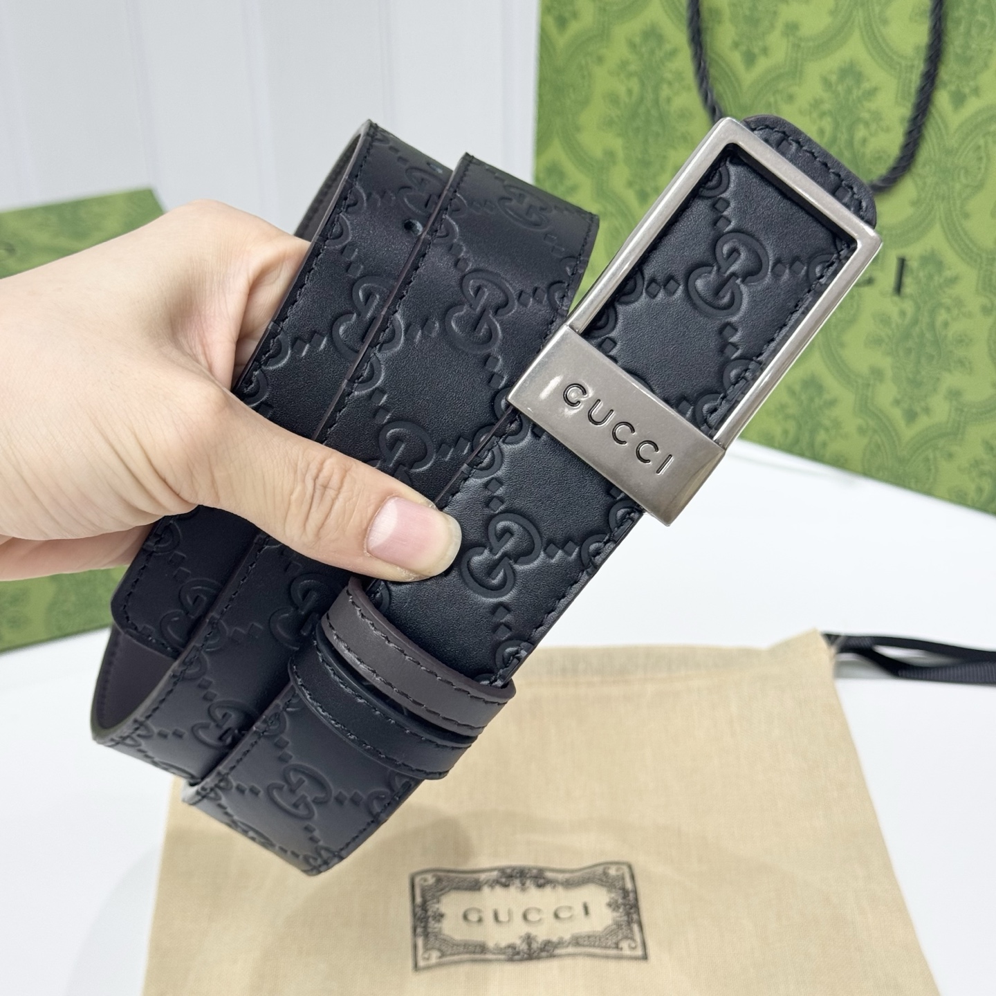 。 G家。适用商务休闲、正装、双面均可佩戴！3.5cm 最新款扣头，抛光扣头、时尚百搭