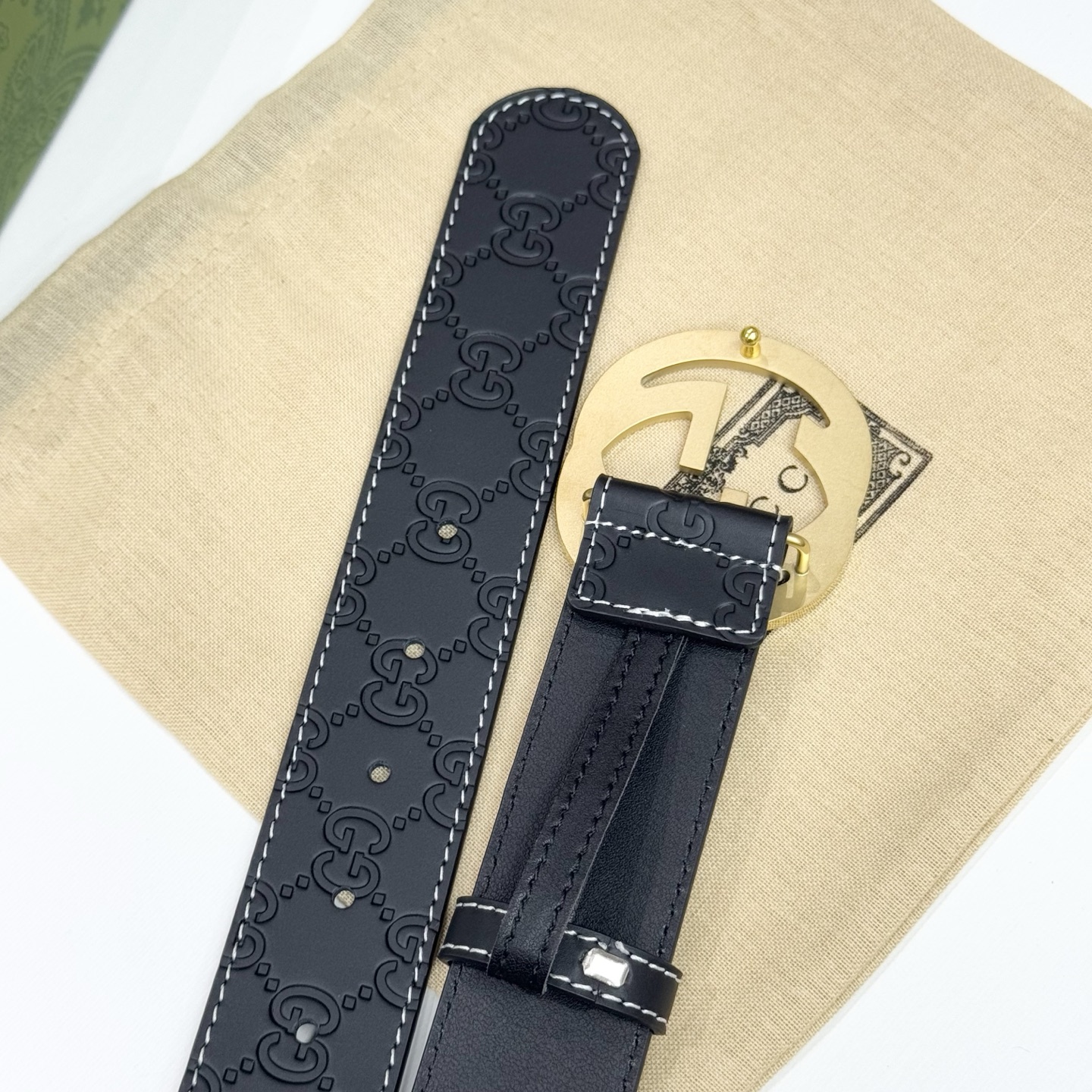 。古驰商务休闲、正装均可佩戴！3.8cm 最新款扣头，抛光扣头、时尚百搭