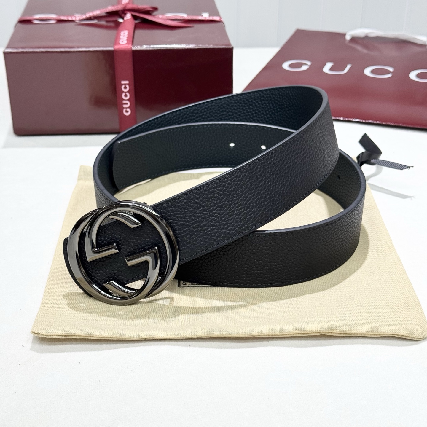 。 G家。商务休闲、正装均可佩戴！3.8cm 最新款扣头，抛光扣头、时尚百搭双面均可佩戴