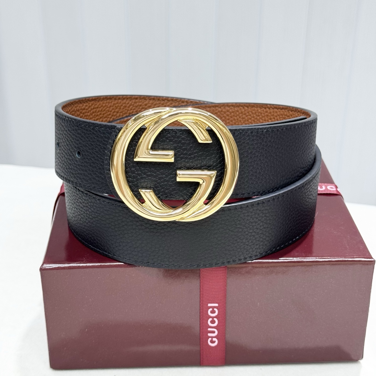 。 G家。商务休闲、正装均可佩戴！3.8cm 最新款扣头，抛光扣头、时尚百搭双面均可佩戴