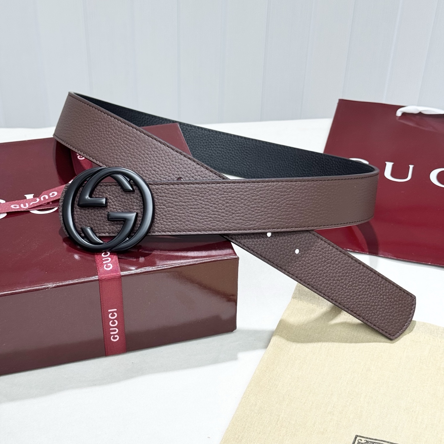 。 G家。商务休闲、正装均可佩戴！3.8cm 最新款扣头，抛光扣头、时尚百搭双面均可佩戴