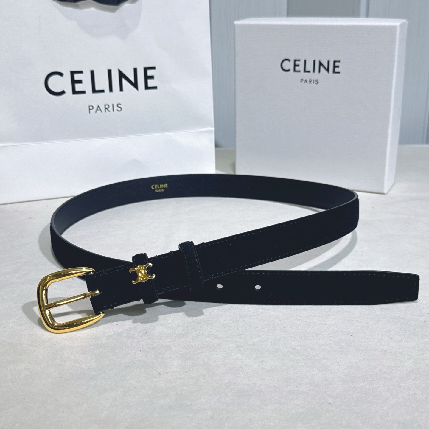 -Celine 新品立体浮标针扣女士腰带 意大利进口小牛皮 宽度2.5(亮金扣)-Chinese wholesaler seller Clothes Bags handbags wholesale Shoes High Quatity wholesaler seller Cheap Sneakers from China Factory Chinese suppliers china wholesale clothing wholesaler seller -Celine 新品立体浮标针扣女士腰带 意大利进口小牛皮 宽度2.5(亮金扣)