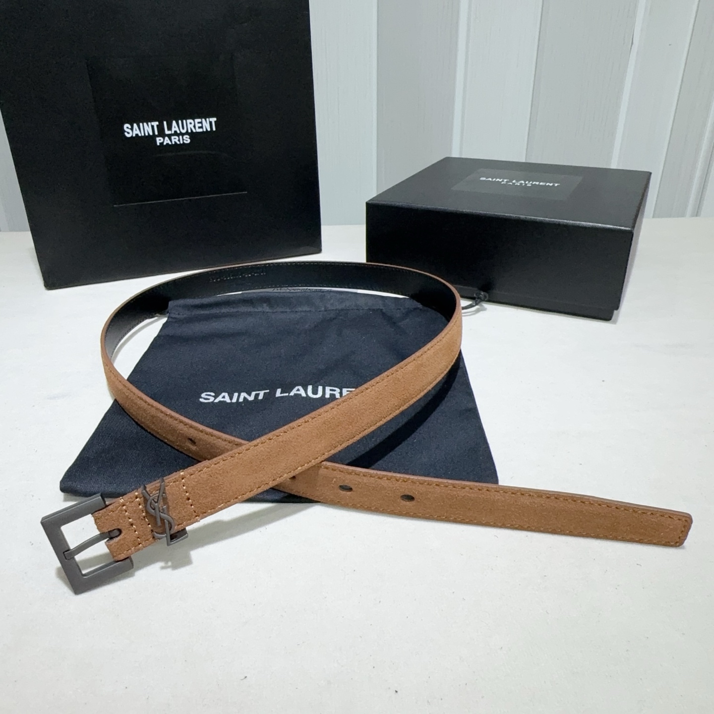 Saint Laurent圣罗兰 女士秋冬绒面腰带皮带 古金 古银 沙黑-Top High Quatity Cheap Sneakers Fashion Clothing Clothes Bags handbags Shoes of all Brand wholesale With The best Quality And Beautiful Price from China Factory Chinese suppliers wholesaler seller Saint Laurent圣罗兰 女士秋冬绒面腰带皮带 古金 古银 沙黑