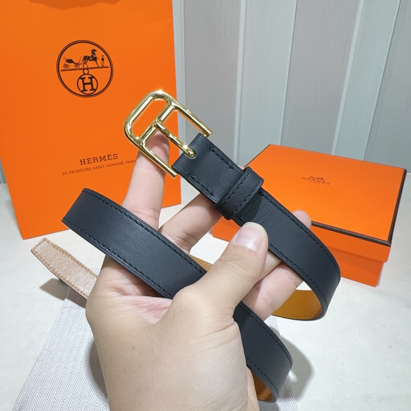 爱马仕 Hunter牛皮腰带 搭配金属皮带扣 （蓝色亮金扣）