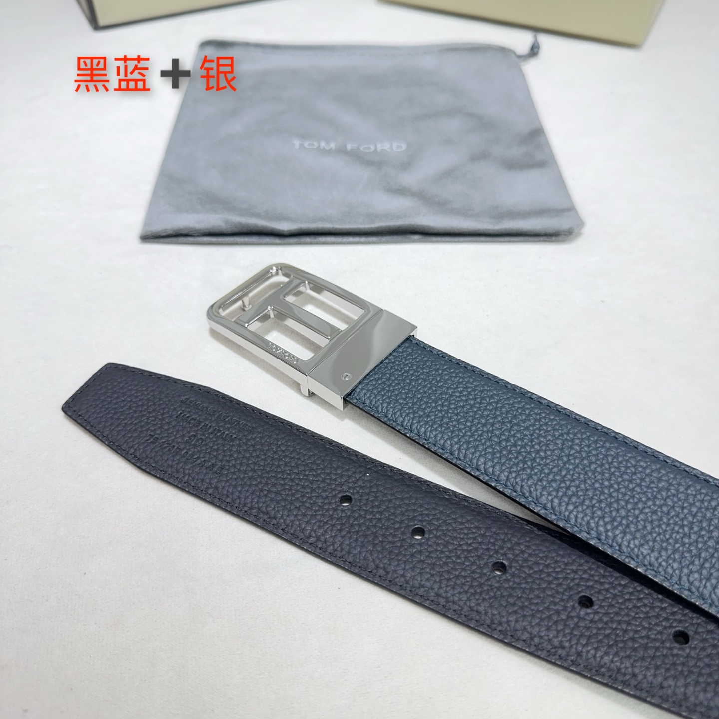男士TF（汤尼.福特） 采用双面头层牛皮 Togo纹纯铜精品扣头打造 双面可用 黑配蓝 黑配咖啡金色 银色 抢色扣头