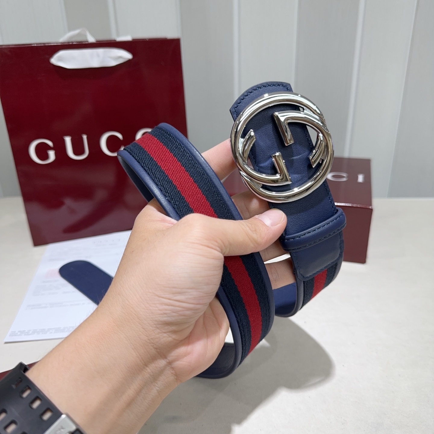 GUCCI(古奇新款) 采用织带布搭配双面头层牛皮-Chinese wholesaler seller Clothes Bags handbags wholesale Shoes High Quatity wholesaler seller Cheap Sneakers from China Factory Chinese suppliers china wholesale clothing wholesaler seller GUCCI(古奇新款) 采用织带布搭配双面头层牛皮