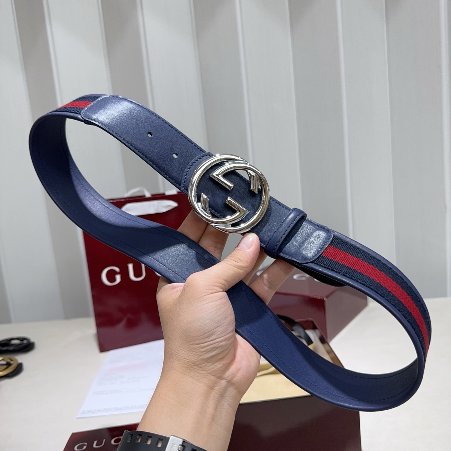 GUCCI(古奇新款) 采用织带布搭配双面头层牛皮-Chinese wholesaler seller Clothes Bags handbags wholesale Shoes High Quatity wholesaler seller Cheap Sneakers from China Factory Chinese suppliers china wholesale clothing wholesaler seller GUCCI(古奇新款) 采用织带布搭配双面头层牛皮