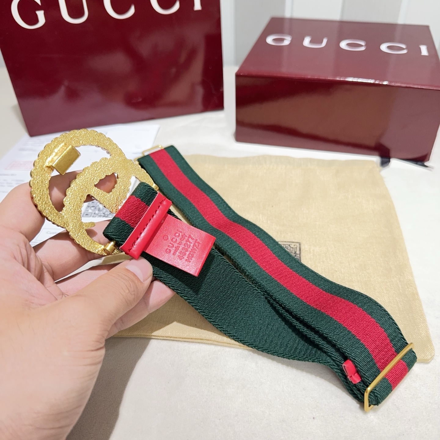 GUCCI(古奇经典重现) 采用弹力尼龙布 复古扣头打造 柔软细腻-Chinese wholesaler seller Clothes Bags handbags wholesale Shoes High Quatity wholesaler seller Cheap Sneakers from China Factory Chinese suppliers china wholesale clothing wholesaler seller GUCCI(古奇经典重现) 采用弹力尼龙布 复古扣头打造 柔软细腻