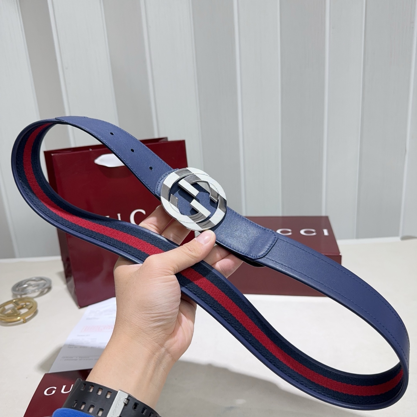 🎐GUCCI🎐（古奇新款）采用织带布搭配双面头层牛皮 ➕纯钢精品花纹扣头打造 双面可用，柔软细腻，休闲商