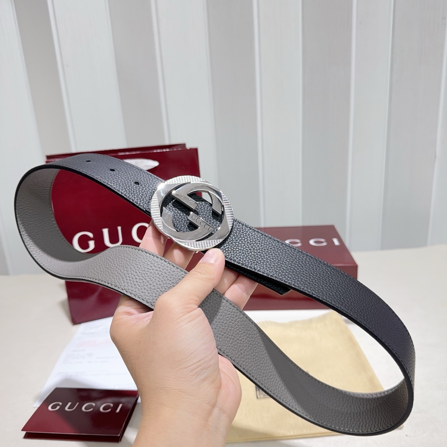 🎐GUCCI🎐（古奇新款）采用双面togo纹头层牛皮 ➕纯钢精品花纹扣头打造 双面可用，柔软细腻，休闲商