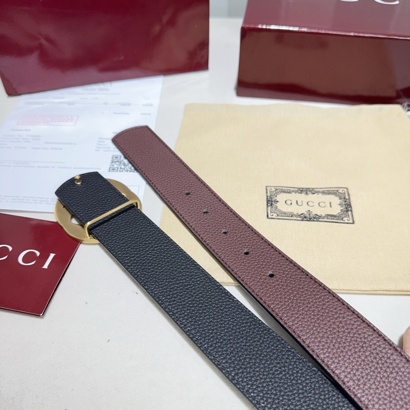 GUCCI(古奇新款) 采用双面togo纹头层牛皮 纯钢精品花纹扣头打造 酒红配黑色亮金扣头-Top High Quatity Cheap Sneakers Fashion Clothing Clothes Bags handbags Shoes of all Brand wholesale With The best Quality And Beautiful Price from China Factory Chinese suppliers wholesaler seller GUCCI(古奇新款) 采用双面togo纹头层牛皮 纯钢精品花纹扣头打造 酒红配黑色亮金扣头
