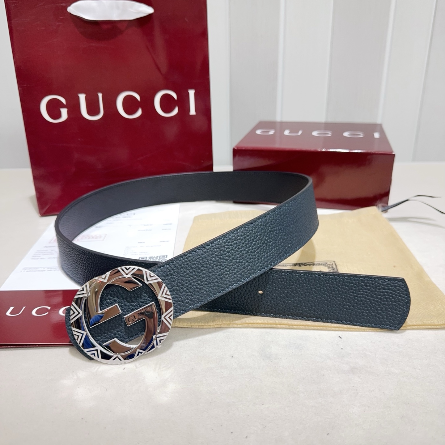 🎐GUCCI🎐（古奇新款）采用双面togo纹头层牛皮 ➕纯钢精品花纹扣头打造 双面可用，柔软细腻，休闲商