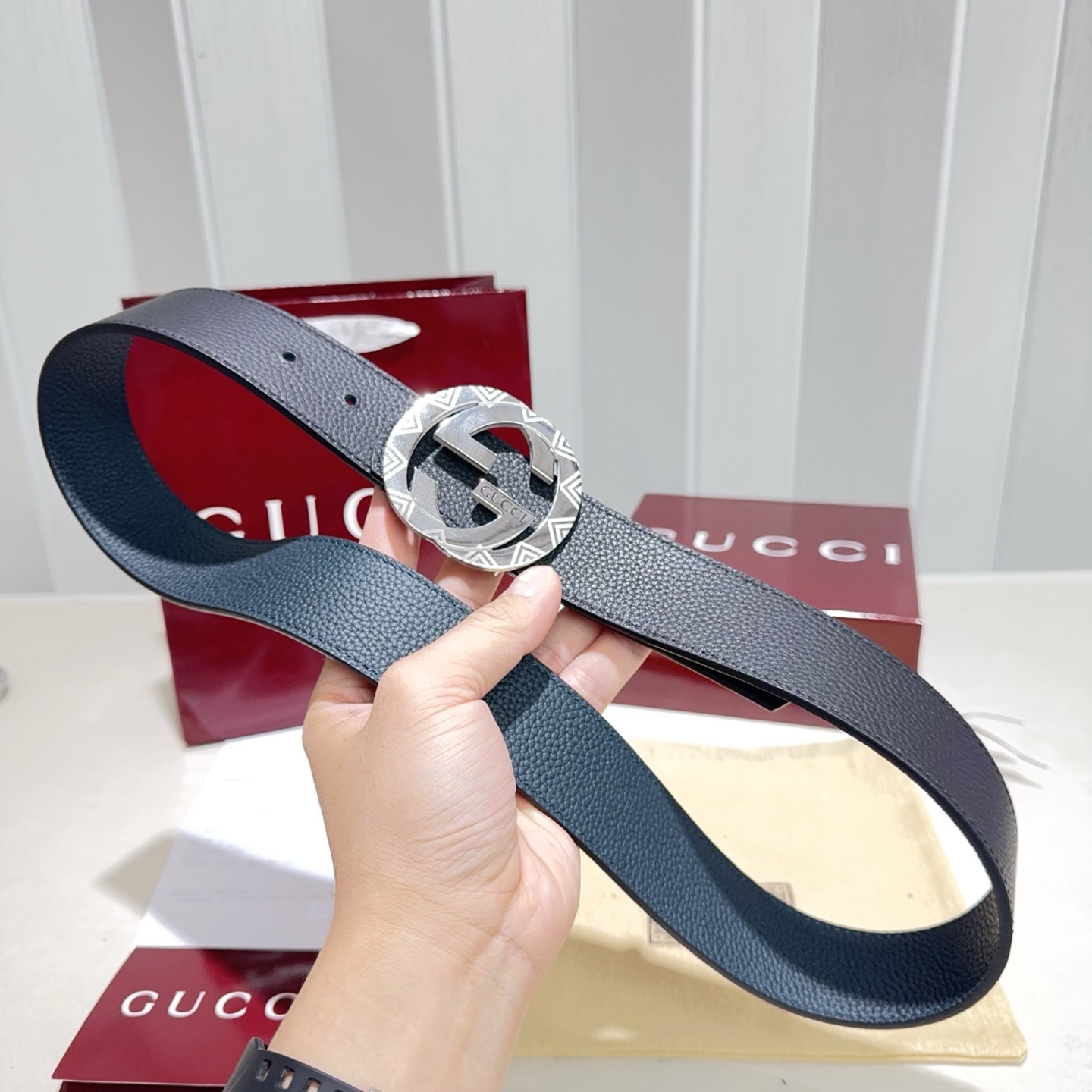 🎐GUCCI🎐（古奇新款）采用双面togo纹头层牛皮 ➕纯钢精品花纹扣头打造 双面可用，柔软细腻，休闲商