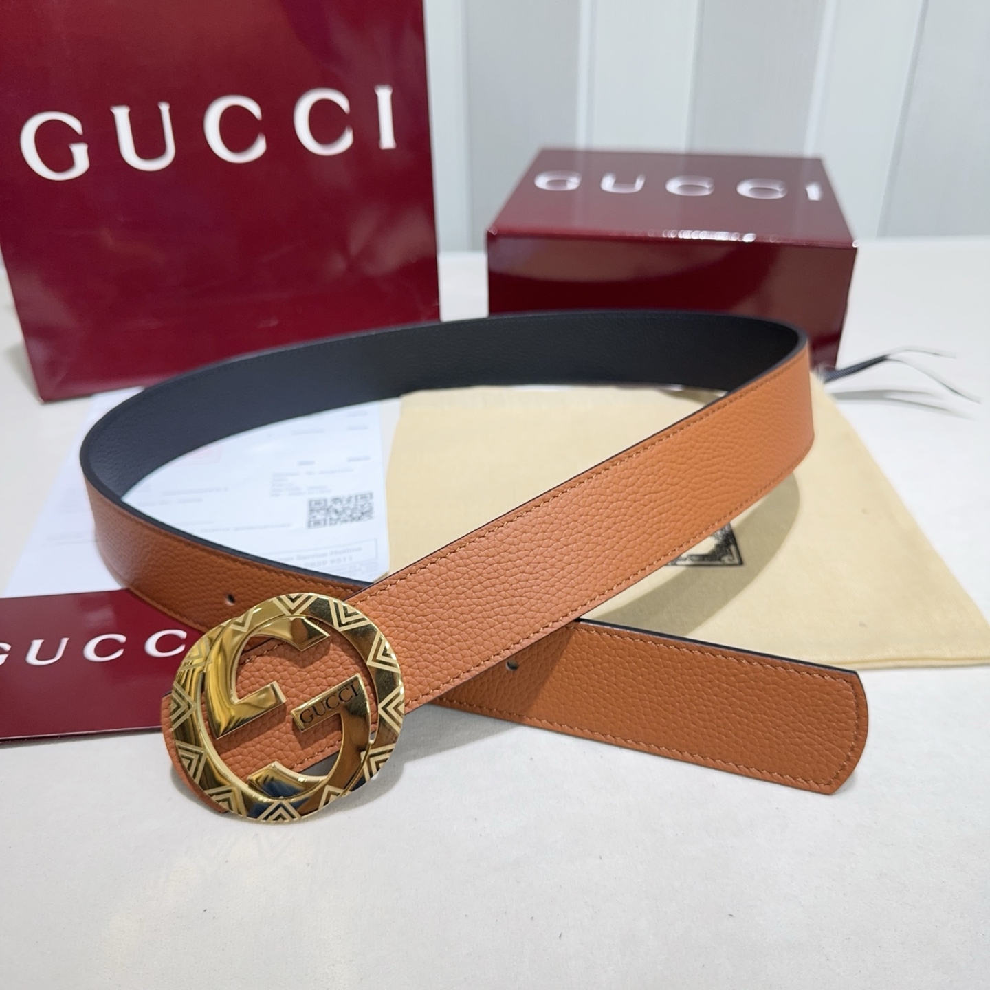 🎐GUCCI🎐（古奇新款）采用双面togo纹头层牛皮 ➕纯钢精品花纹扣头打造 双面可用，柔软细腻，休闲商