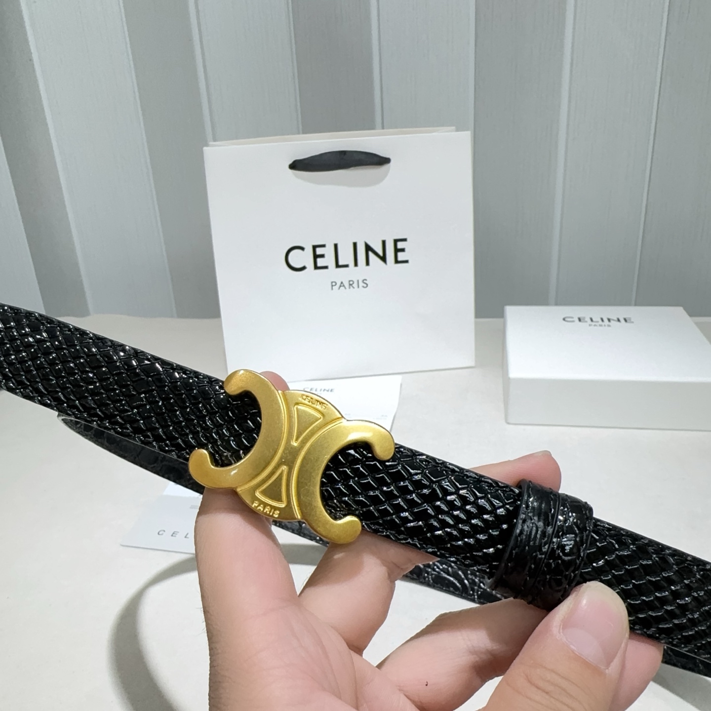 CELINE✨凯旋门蛇纹细腰｜yyds蛇纹肌理搭配石头纹+经典扣头一根腰带解锁N种穿搭精致感细款版型勾勒