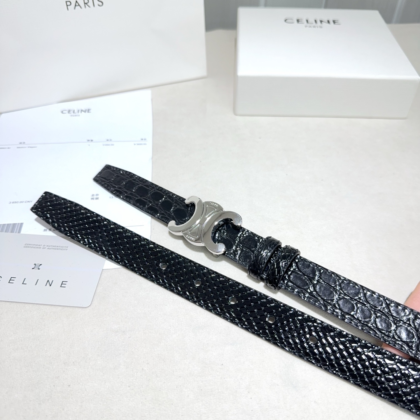 CELINE✨凯旋门蛇纹细腰｜yyds蛇纹肌理搭配石头纹+经典扣头一根腰带解锁N种穿搭精致感细款版型勾勒