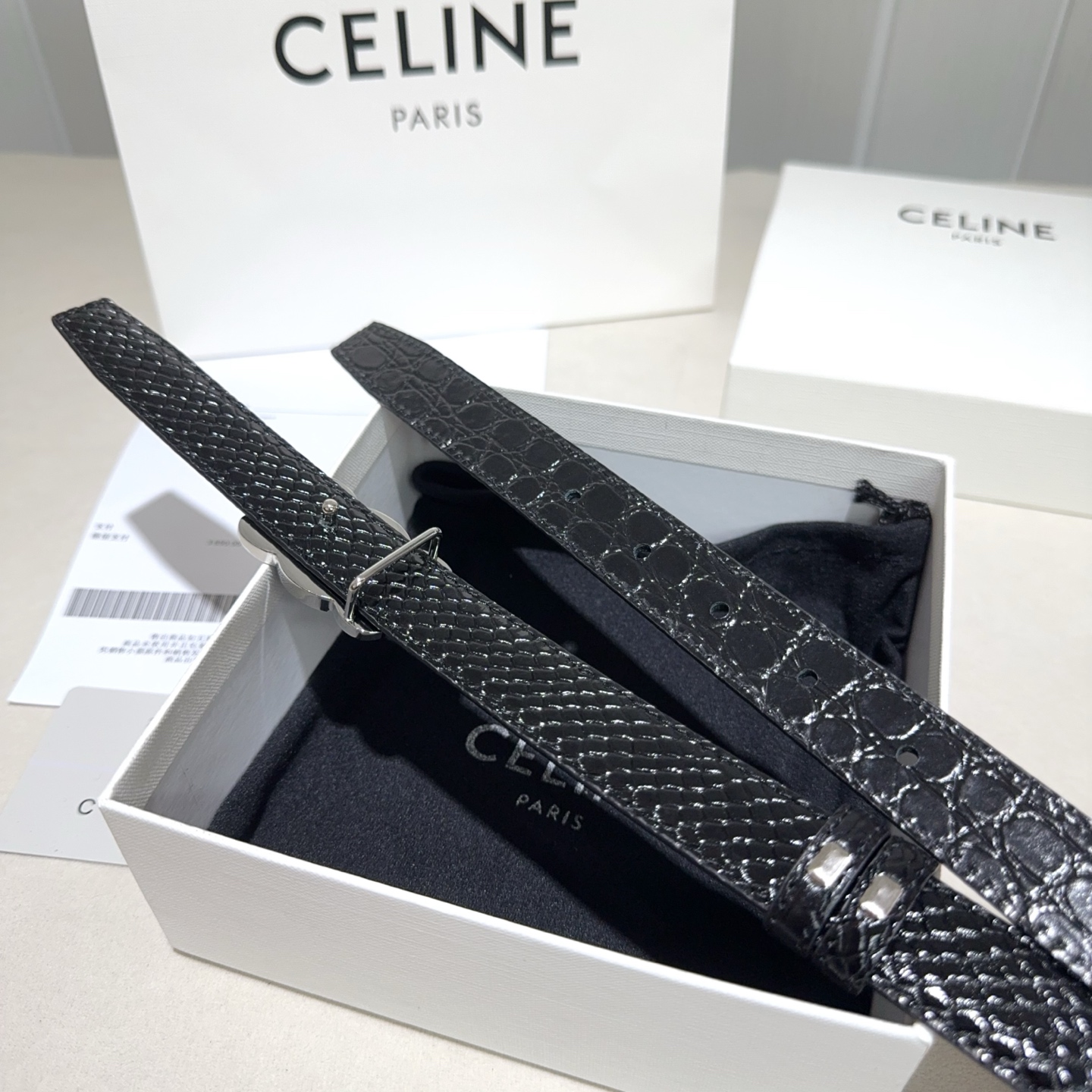 CELINE✨凯旋门蛇纹细腰｜yyds蛇纹肌理搭配石头纹+经典扣头一根腰带解锁N种穿搭精致感细款版型勾勒