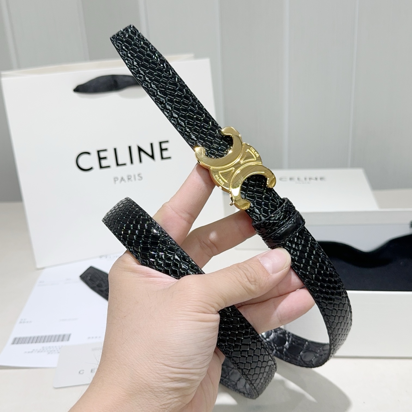 CELINE✨凯旋门蛇纹细腰｜yyds蛇纹肌理搭配石头纹+经典扣头一根腰带解锁N种穿搭精致感细款版型勾勒