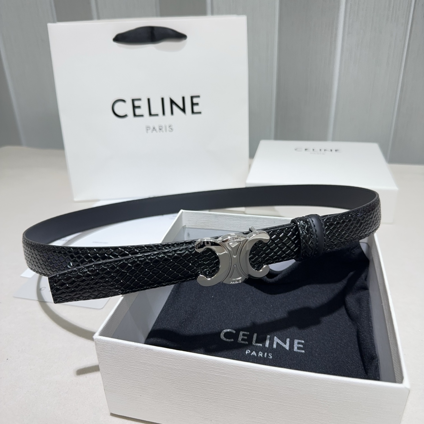 CELINE✨凯旋门蛇纹细腰｜yyds蛇纹肌理搭配平纹牛皮+经典扣头一根腰带解锁N种穿搭精致感细款版型勾