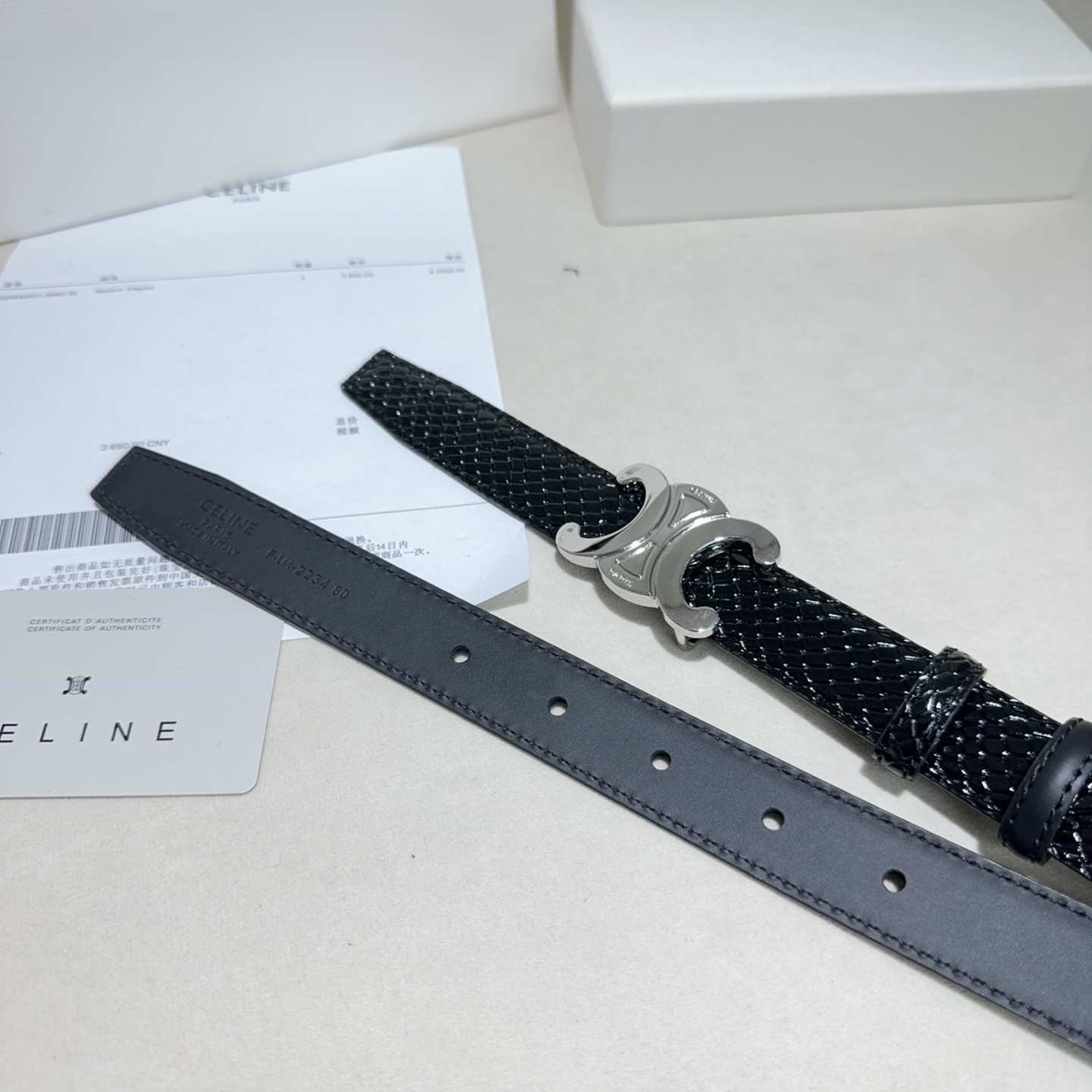 CELINE✨凯旋门蛇纹细腰｜yyds蛇纹肌理搭配平纹牛皮+经典扣头一根腰带解锁N种穿搭精致感细款版型勾