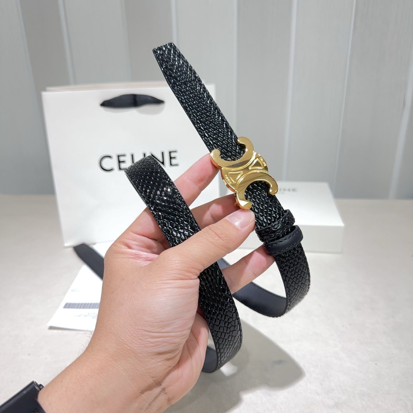 CELINE✨凯旋门蛇纹细腰｜yyds蛇纹肌理搭配平纹牛皮+经典扣头一根腰带解锁N种穿搭精致感细款版型勾