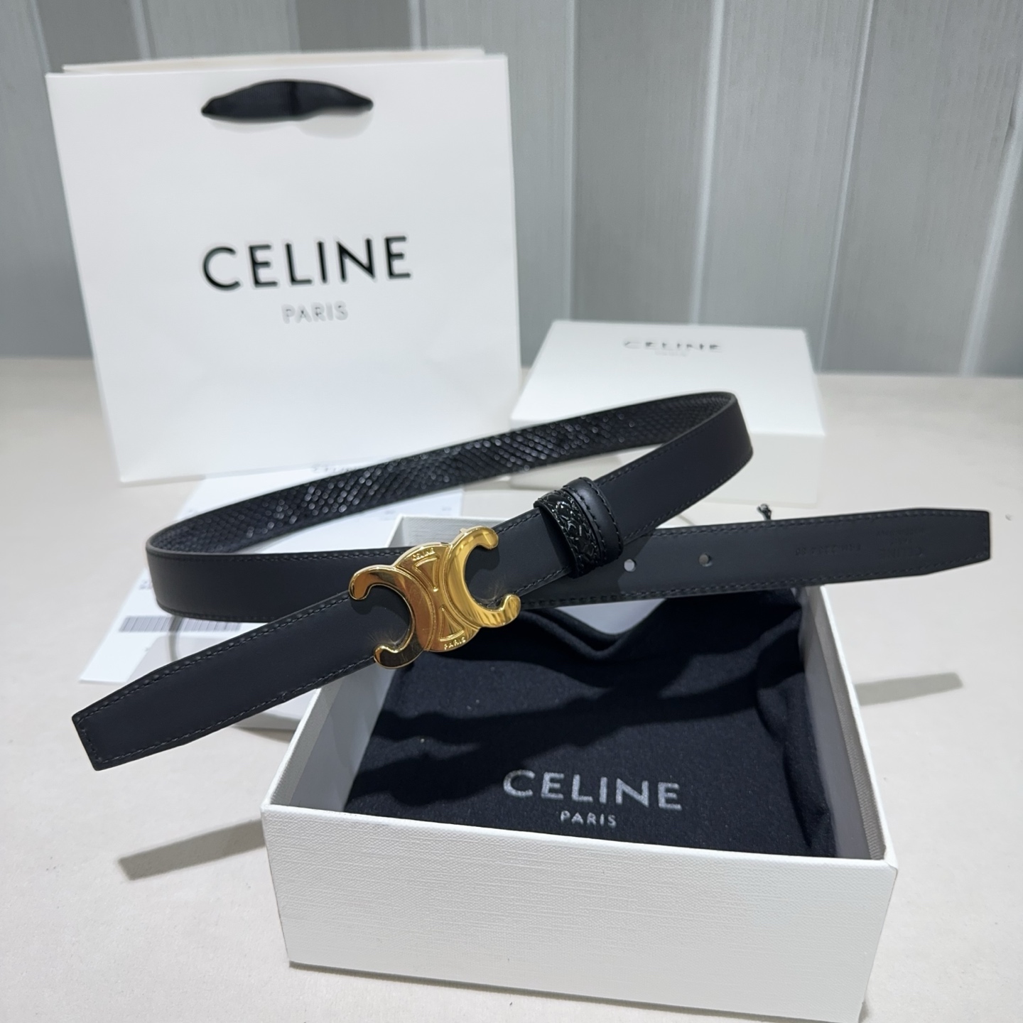 CELINE✨凯旋门蛇纹细腰｜yyds蛇纹肌理搭配平纹牛皮+经典扣头一根腰带解锁N种穿搭精致感细款版型勾