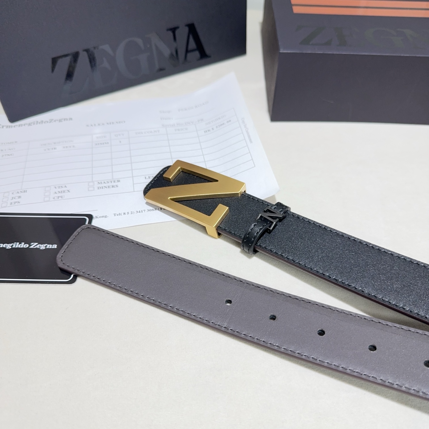 ZEGNA(杰尼亚)Z字扣皮带，双面牛皮平纹质感拉满，金属扣饰简约大气，商务休闲双场景适配，低调奢华的男