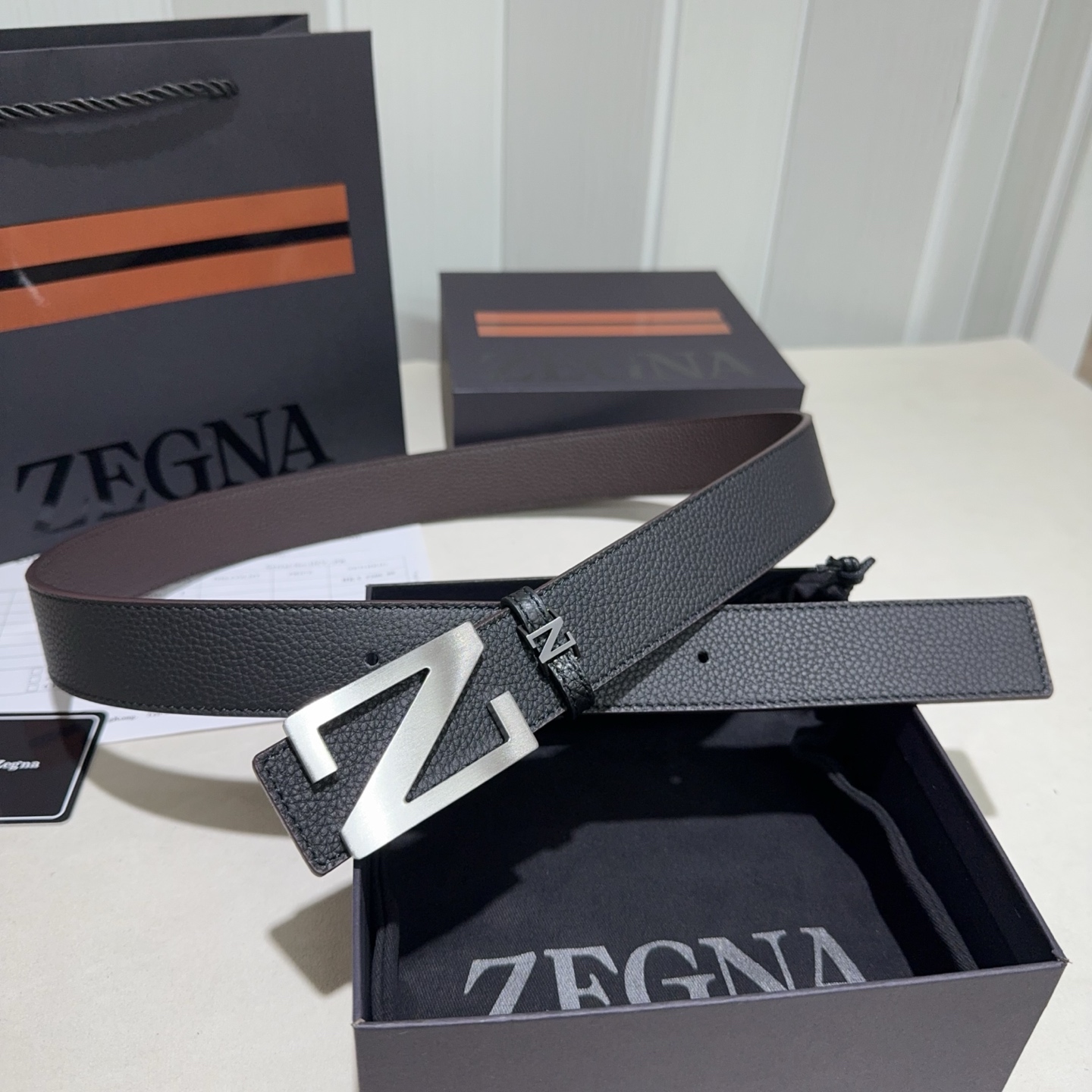 ZEGNA(杰尼亚)Z字扣皮带，双面togo纹质感拉满，金属扣饰简约大气，商务休闲双场景适配，低调奢华的