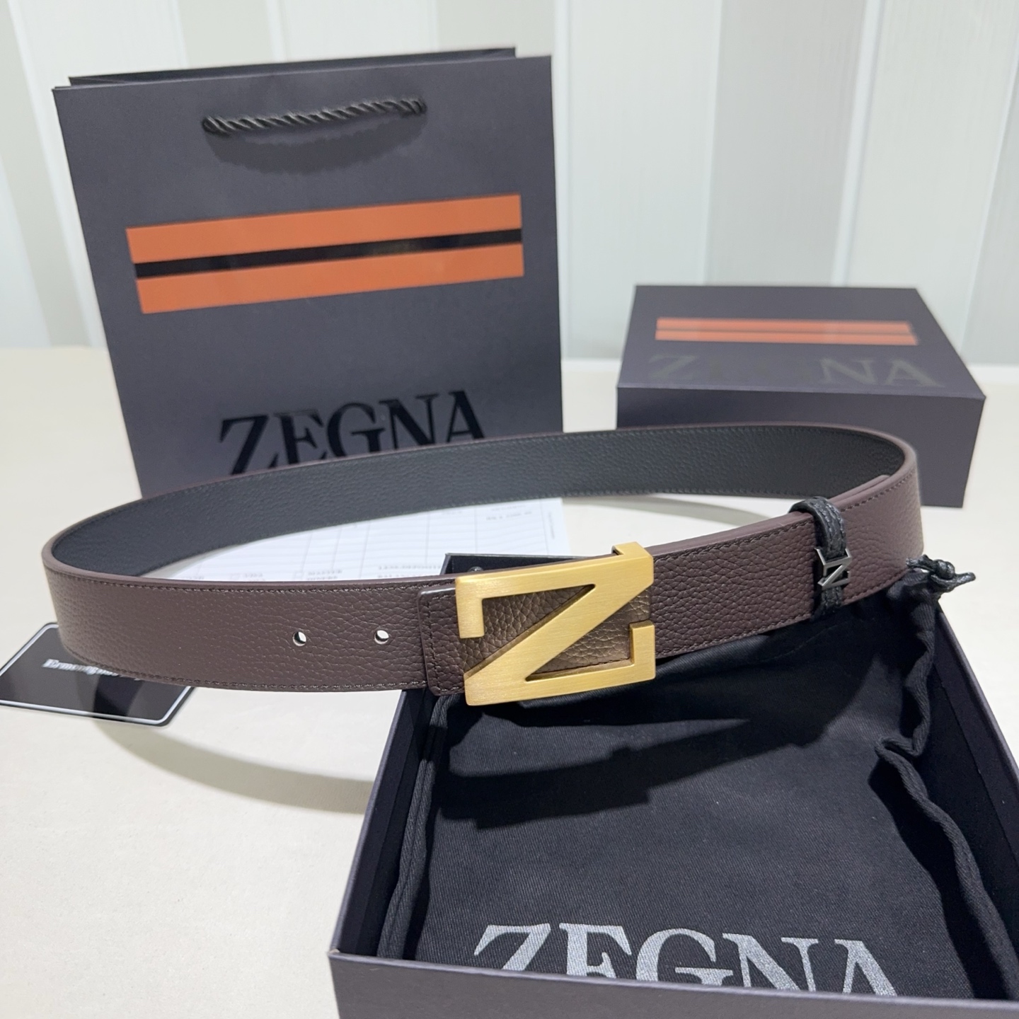 ZEGNA(杰尼亚)Z字扣皮带，双面togo纹质感拉满，金属扣饰简约大气，商务休闲双场景适配，低调奢华的