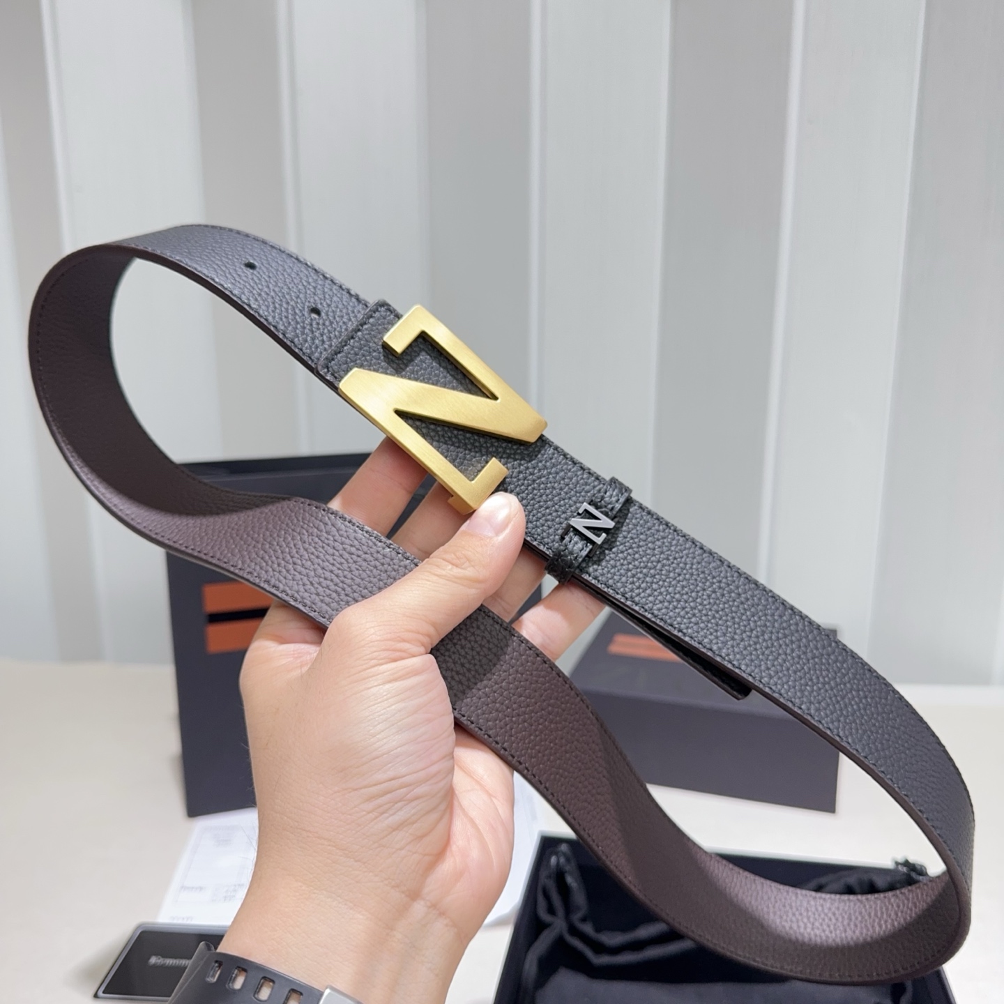 ZEGNA(杰尼亚)Z字扣皮带，双面togo纹质感拉满，金属扣饰简约大气，商务休闲双场景适配，低调奢华的