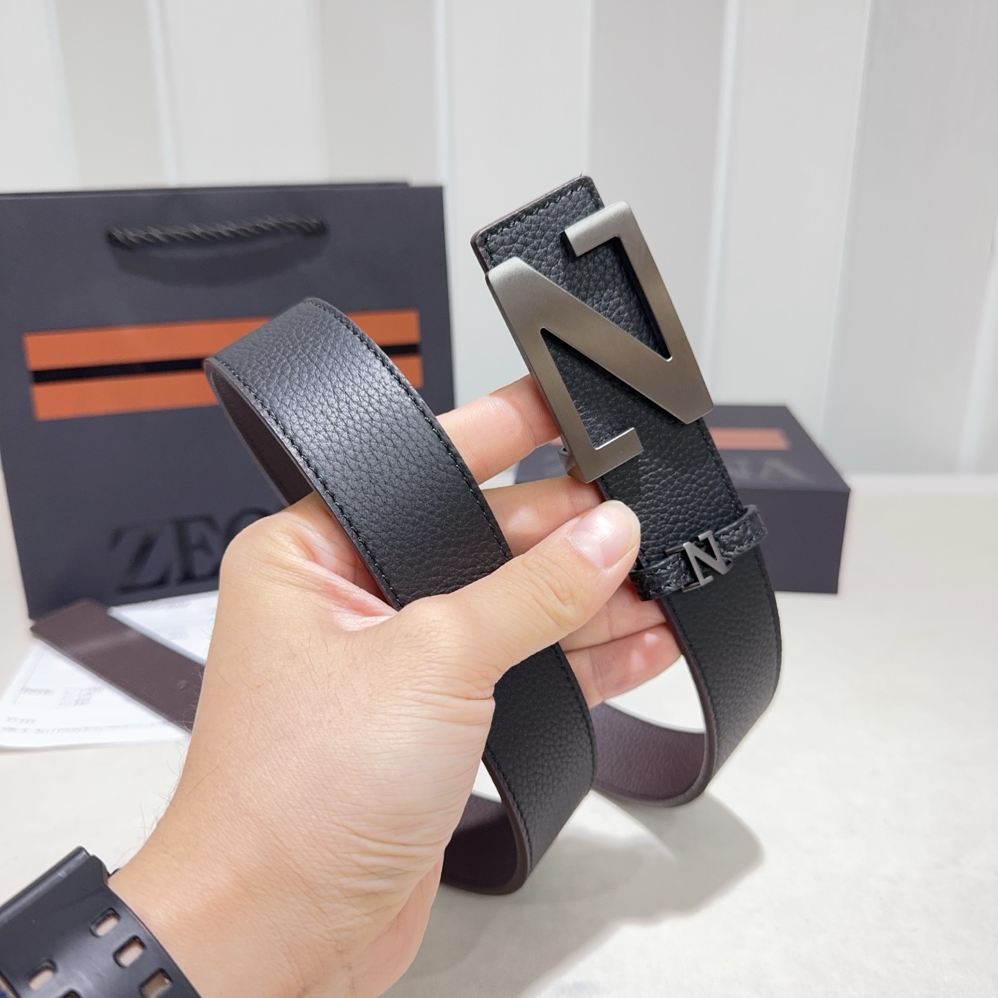 ZEGNA(杰尼亚)Z字扣皮带，双面togo纹质感拉满，金属扣饰简约大气，商务休闲双场景适配，低调奢华的