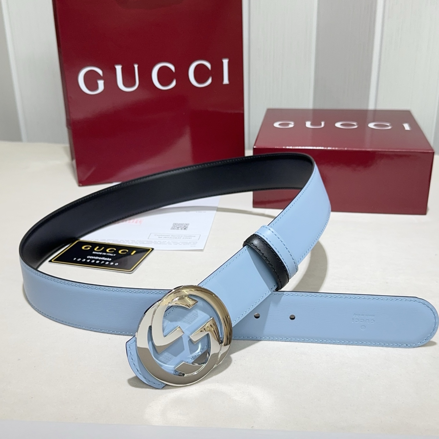 🌟Gucci（古奇）解锁腰带新品·细节实拍精选平纹头层牛皮打造，纹理细腻，双面设计可随心切换穿搭风格；精
