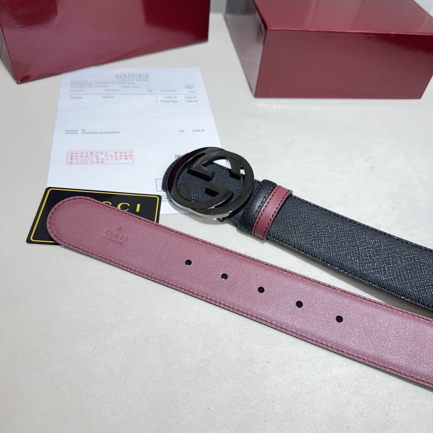 🌟Gucci（古奇）解锁腰带新品·细节实拍精选十字纹搭平纹头层牛皮打造，纹理细腻，双面设计可随心切换穿搭