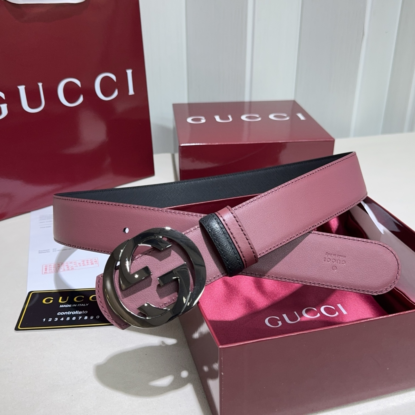 🌟Gucci（古奇）解锁腰带新品·细节实拍精选十字纹搭平纹头层牛皮打造，纹理细腻，双面设计可随心切换穿搭