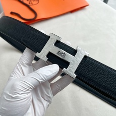🎐 Hermès 🎐(爱马仕) 采用双面头层togo皮➕精品纯钢花纹扣头打造 ,双面可用,柔软细腻,时尚休闲易搭配,商务 🎐 Hermès 🎐(爱马仕) 采用双面头层togo皮➕精品纯钢花纹扣头打造 ,双面可用,柔软细腻,时尚休闲易搭配,商务