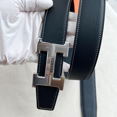 🎐 Hermès 🎐(爱马仕) 采用双面头层togo皮➕精品纯钢花纹扣头打造 ,双面可用,柔软细腻,时尚休闲易搭配,商务 🎐 Hermès 🎐(爱马仕) 采用双面头层togo皮➕精品纯钢花纹扣头打造 ,双面可用,柔软细腻,时尚休闲易搭配,商务