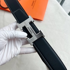 🎐 Hermès 🎐(爱马仕) 采用双面头层togo皮➕精品纯钢花纹扣头打造 ,双面可用,柔软细腻,时尚休闲易搭配,商务 🎐 Hermès 🎐(爱马仕) 采用双面头层togo皮➕精品纯钢花纹扣头打造 ,双面可用,柔软细腻,时尚休闲易搭配,商务