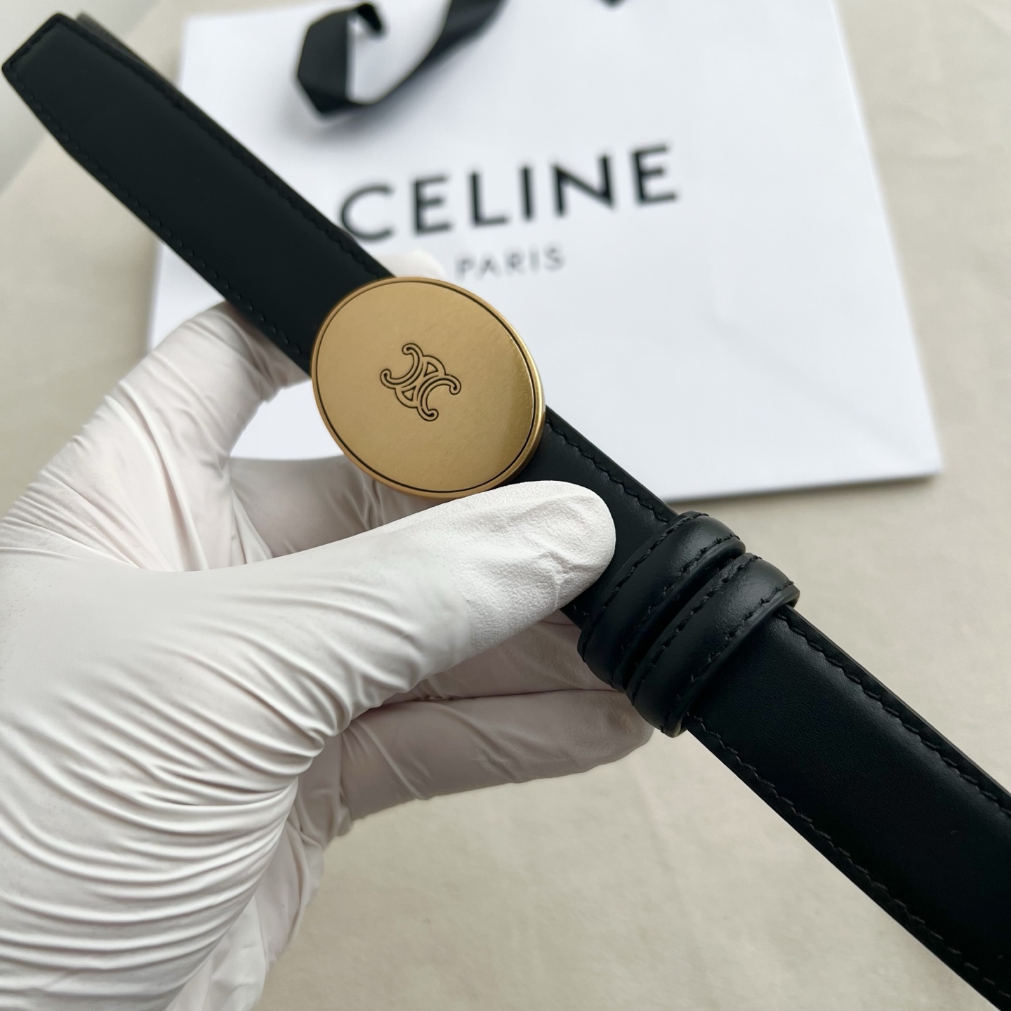 -Celin e新品纯铜扣女士腰带 意大利进口小牛皮 宽度2.5。 -Celin e新品纯铜扣女士腰带 意大利进口小牛皮 宽度2.5。