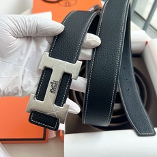🎐 Hermès 🎐(爱马仕) 采用双面头层togo皮➕精品纯钢花纹扣头打造 ,双面可用,柔软细腻,时尚休闲易搭配,商务 🎐 Hermès 🎐(爱马仕) 采用双面头层togo皮➕精品纯钢花纹扣头打造 ,双面可用,柔软细腻,时尚休闲易搭配,商务