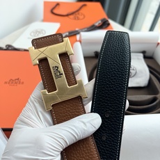 🎐 Hermès 🎐(爱马仕) 采用双面头层togo皮➕精品纯钢花纹扣头打造 ,双面可用,柔软细腻,时尚休闲易搭配,商务 🎐 Hermès 🎐(爱马仕) 采用双面头层togo皮➕精品纯钢花纹扣头打造 ,双面可用,柔软细腻,时尚休闲易搭配,商务
